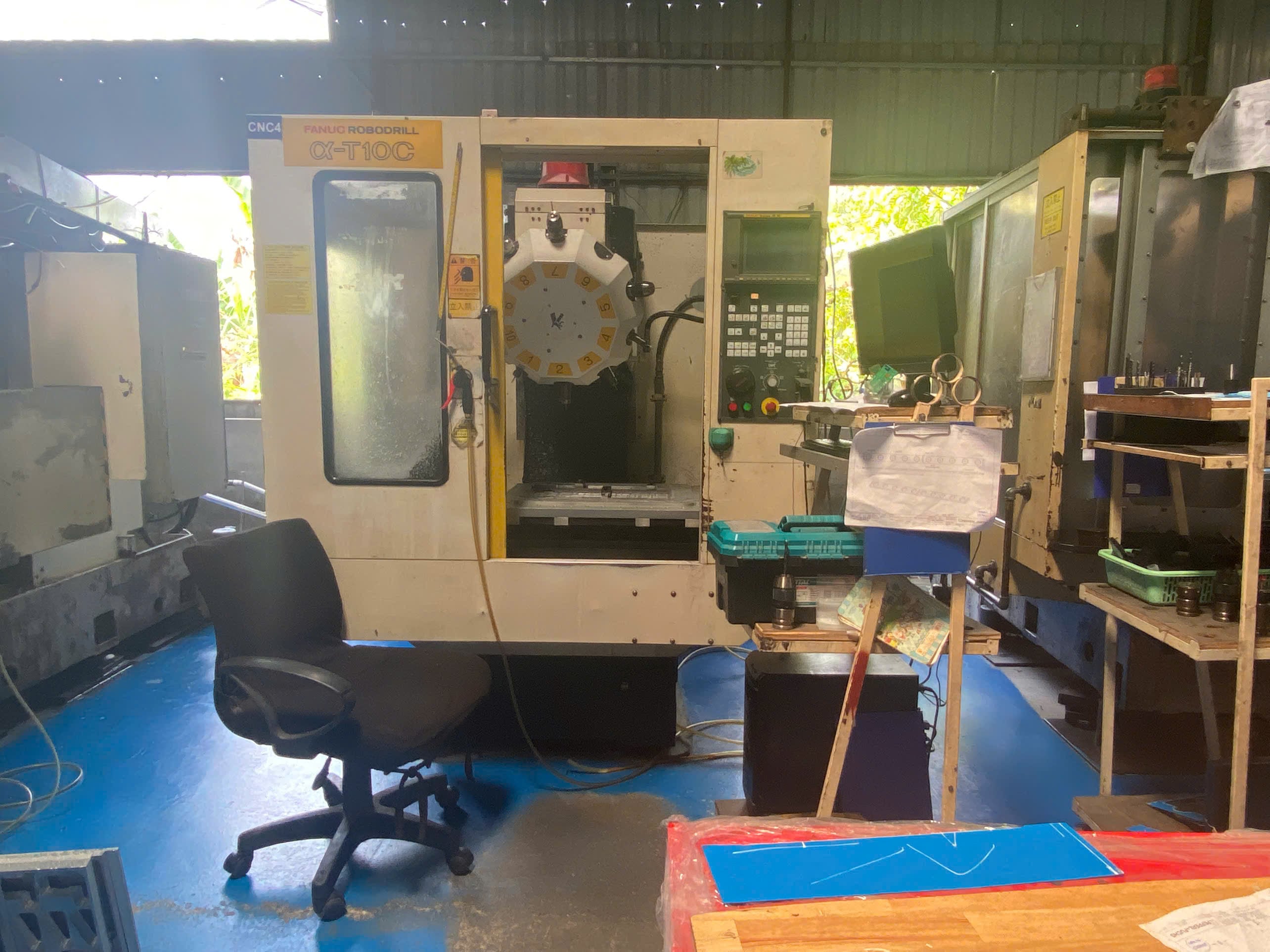 CNC milling machine 6